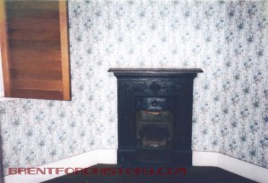 Boatmen's Institute, fireplace